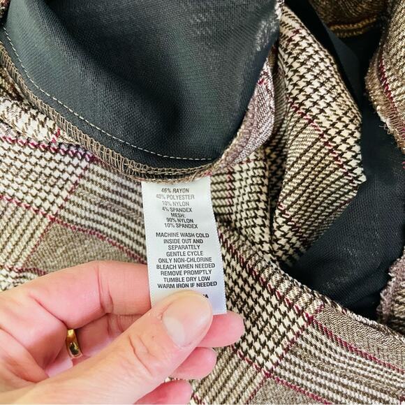 New Directions brown white burgundy plaid preppy stretchy pants 8 - Picture 7 of 7